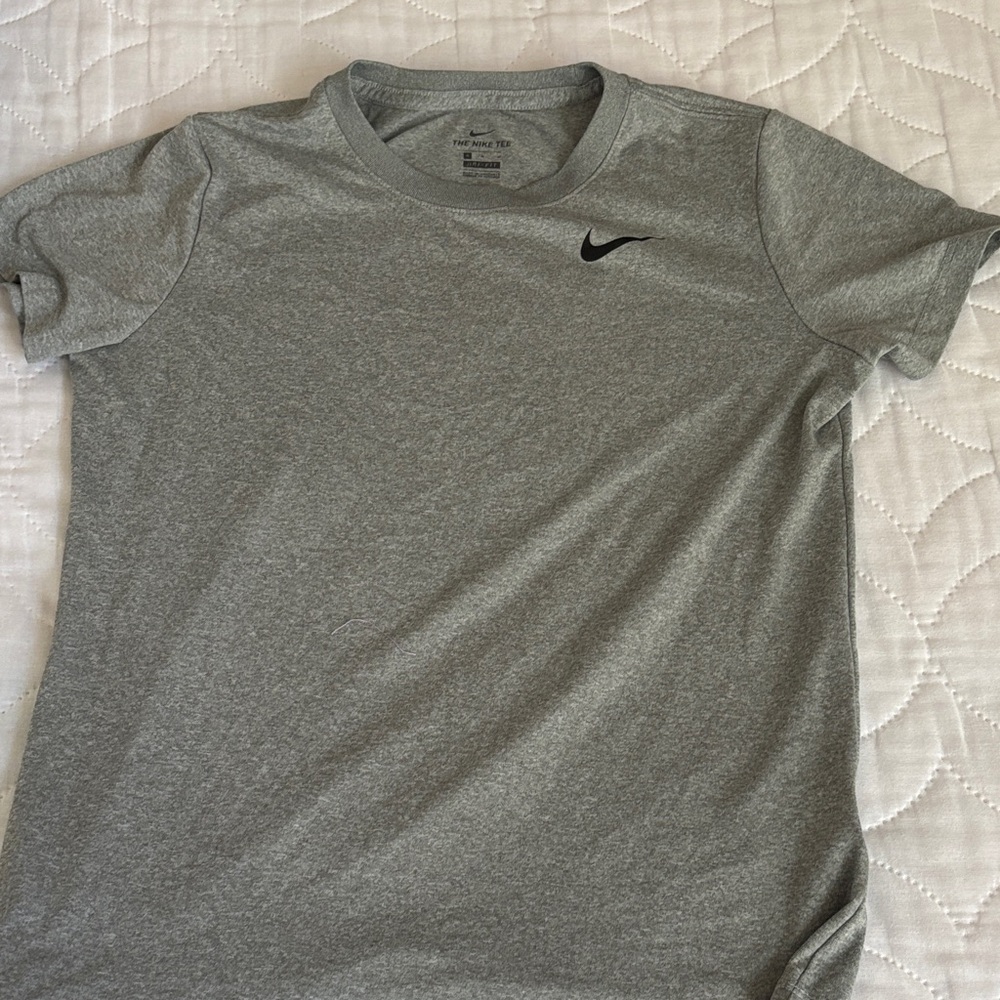 Nike Gray Short Sleeve Athletic Tee with Black Swoosh